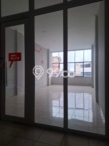 For Rent Ruko Strategis di Karang Tengah, Luas 208m², Lokasi Komersial, Akses Mudah For Rent Ruko Strategis di Karang Tengah, Luas 208m², Lokasi Komersial, Akses Mudah
