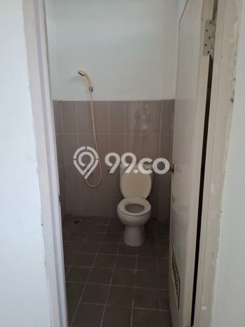 For Rent Ruko Strategis di Karang Tengah, Luas 208m², Lokasi Komersial, Akses Mudah For Rent Ruko Strategis di Karang Tengah, Luas 208m², Lokasi Komersial, Akses Mudah