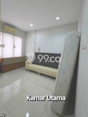 Lokasi strategis! Rumah siap pakai dikontrakkan di Palmerah LB 270m2 Lokasi strategis! Rumah siap pakai dikontrakkan di Palmerah LB 270m2