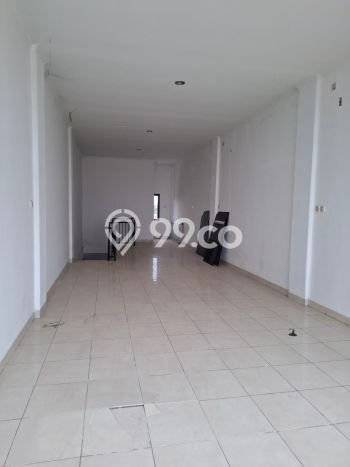 For Rent Ruko Strategis di Karang Tengah, Luas 208m², Lokasi Komersial, Akses Mudah For Rent Ruko Strategis di Karang Tengah, Luas 208m², Lokasi Komersial, Akses Mudah
