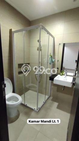 Siap Huni Rumah Mewah 3 Kamar di Kelapa Gading Dekat ke Mana Pun Siap Huni Rumah Mewah 3 Kamar di Kelapa Gading Dekat ke Mana Pun