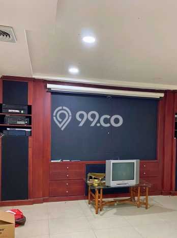 Rumah Disewakan Jakarta Barat LT 300m2 LB 247m2 Area Permata Buana Rumah Disewakan Jakarta Barat LT 300m2 LB 247m2 Area Permata Buana