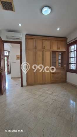 Rumah sewa siap huni 6 KT di Permata Buana, Jakarta Barat Rumah sewa siap huni 6 KT di Permata Buana, Jakarta Barat