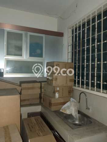 Rumah Elit Modern Siap Huni di Intercon Jakarta Barat Rumah Elit Modern Siap Huni di Intercon Jakarta Barat