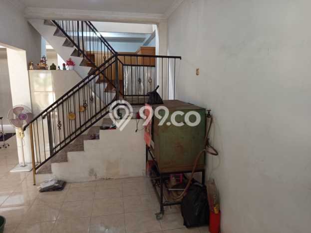 Rumah Strategis Modern Lb 225m2 di Cengkareng, Jakarta Barat Rumah Strategis Modern Lb 225m2 di Cengkareng, Jakarta Barat