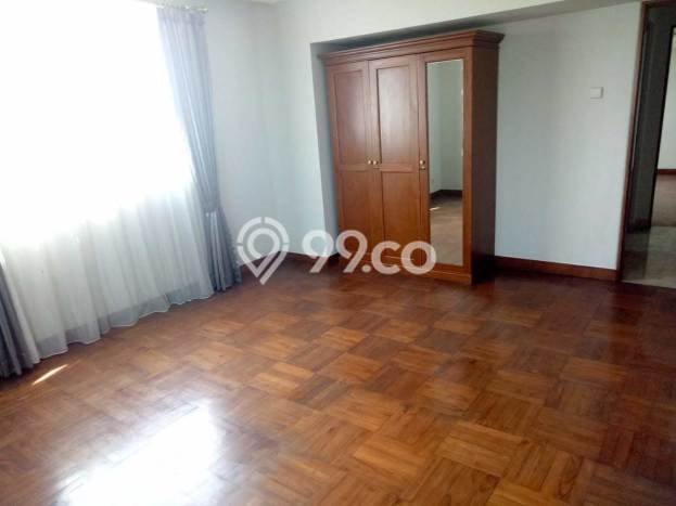 Hunian Apartemen Eksklusif untuk Dijual di Jakarta Selatan dengan 3 BR & 2 Kamar Mandi Hunian Apartemen Eksklusif untuk Dijual di Jakarta Selatan dengan 3 BR & 2 Kamar Mandi
