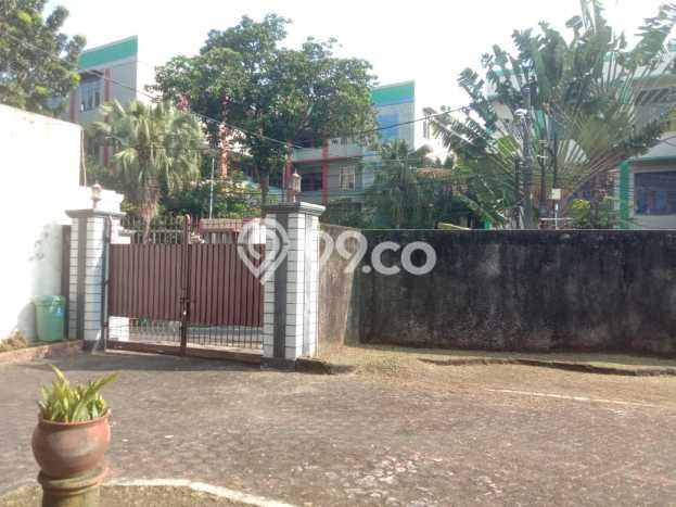 Hunian Mewah LB 400m2 Siap Huni Desain Elegan di Pejaten, Jakarta Selatan Hunian Mewah LB 400m2 Siap Huni Desain Elegan di Pejaten, Jakarta Selatan