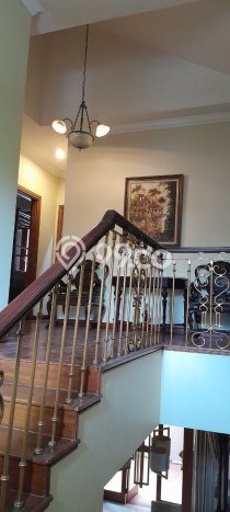 Ready to Use! Luxury House LT 170m2 Desain Modern di Pondok Pinang Ready to Use! Luxury House LT 170m2 Desain Modern di Pondok Pinang
