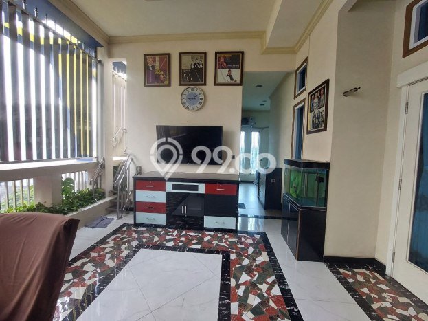 Area Ramai! Kantor Dijual di Kebayoran Baru untuk Bisnis Luas Bangunan 1603m2 Area Ramai! Kantor Dijual di Kebayoran Baru untuk Bisnis Luas Bangunan 1603m2