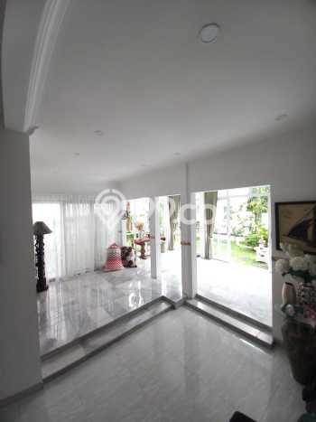 Best Deal Hunian Mewah Ideal dan Luas di Menteng, Jakarta Pusat Best Deal Hunian Mewah Ideal dan Luas di Menteng, Jakarta Pusat