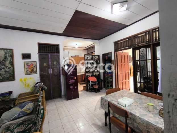 Jual Rumah Mewah Elegan Dengan View Eksklusif di Bintaro, Tangerang Selatan Jual Rumah Mewah Elegan Dengan View Eksklusif di Bintaro, Tangerang Selatan
