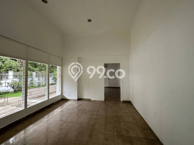 Rumah Modern Disewakan di Menteng Jakarta Pusat Lokasi Sangat Strategis Rumah Modern Disewakan di Menteng Jakarta Pusat Lokasi Sangat Strategis