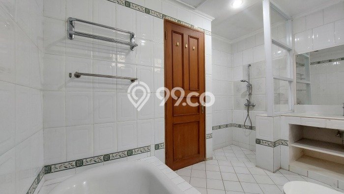 Sewa Rumah Nyaman di Menteng Siap Pakai dan Strategis Sewa Rumah Nyaman di Menteng Siap Pakai dan Strategis