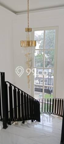 Hot Offer Hunian Premium Ideal dan Luas di Menteng, Jakarta Pusat Hot Offer Hunian Premium Ideal dan Luas di Menteng, Jakarta Pusat