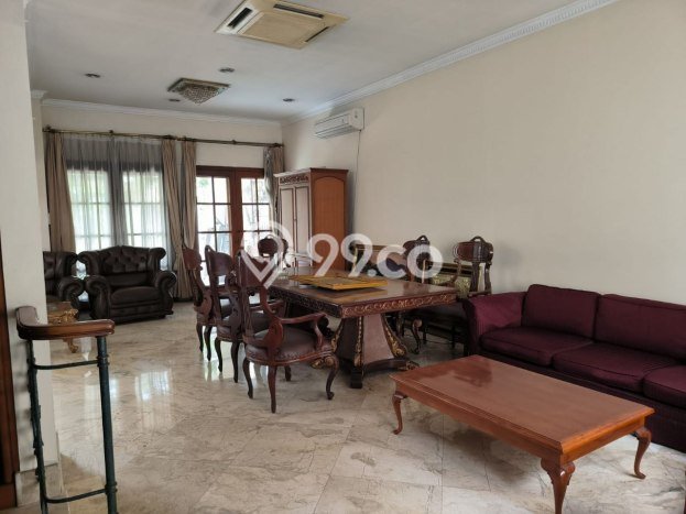 Ready to Use! Luxury House LT 788m2 Desain Elegan di patra kuningan Ready to Use! Luxury House LT 788m2 Desain Elegan di patra kuningan