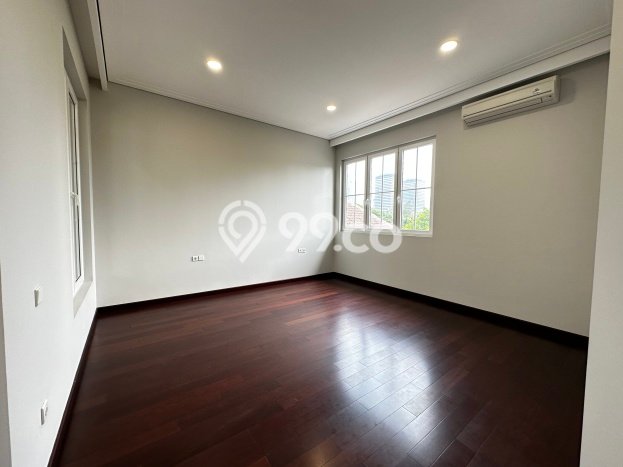 For Sale Rumah Mewah Exclusive di Menteng, Jakarta Pusat For Sale Rumah Mewah Exclusive di Menteng, Jakarta Pusat