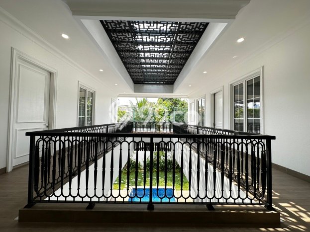 For Sale Rumah Mewah Exclusive di Menteng, Jakarta Pusat For Sale Rumah Mewah Exclusive di Menteng, Jakarta Pusat