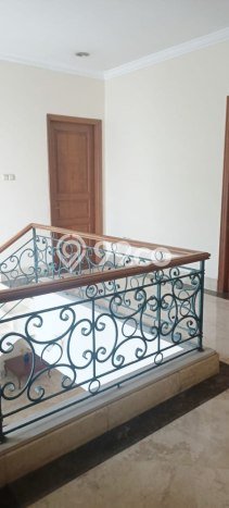 Ready to Use! Luxury House LT 788m2 Desain Elegan di patra kuningan Ready to Use! Luxury House LT 788m2 Desain Elegan di patra kuningan