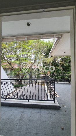 Siap Huni Hunian Elit 13 Kamar di Menteng Dekat ke Mana Pun Siap Huni Hunian Elit 13 Kamar di Menteng Dekat ke Mana Pun