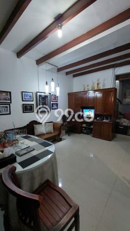 Hunian Mewah Siap Huni LT 96m2 di Tebet, Jakarta Selatan Hunian Mewah Siap Huni LT 96m2 di Tebet, Jakarta Selatan