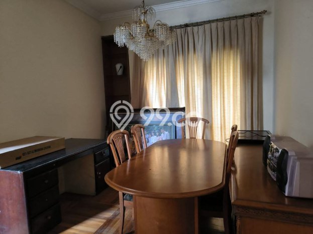 Ready to Use! Luxury House LT 788m2 Desain Elegan di patra kuningan Ready to Use! Luxury House LT 788m2 Desain Elegan di patra kuningan