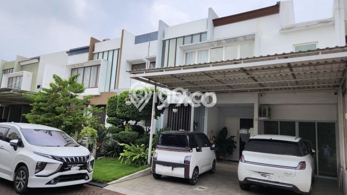 Dijual Rumah Elit Exclusive di Cakung, Jakarta Timur Dijual Rumah Elit Exclusive di Cakung, Jakarta Timur