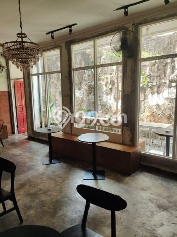 Jual Rumah Mewah Megah Dengan View Cantik di Gading Serpong, Tangerang Jual Rumah Mewah Megah Dengan View Cantik di Gading Serpong, Tangerang