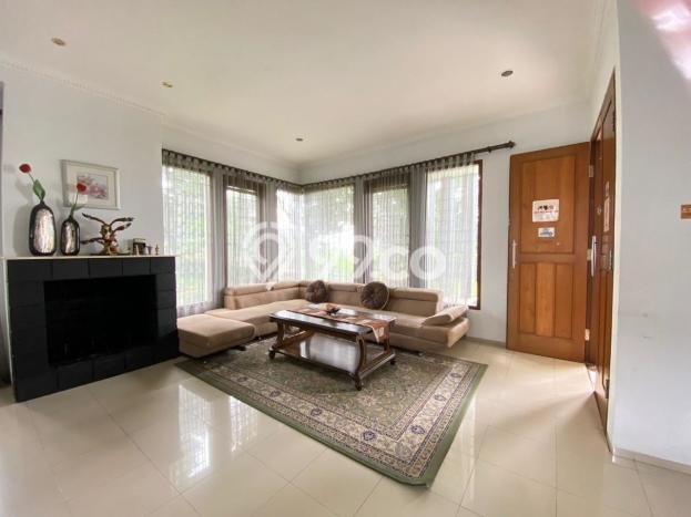 Jual Rumah Mewah Elegan Dengan View Eksklusif di Dago Pakar, Bandung Jual Rumah Mewah Elegan Dengan View Eksklusif di Dago Pakar, Bandung