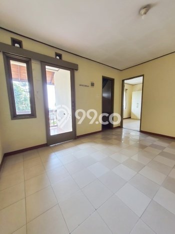 Rumah di Setiabudi, 2 KT, Area Asri, Luas 181m² Bangunan 200m² Rumah di Setiabudi, 2 KT, Area Asri, Luas 181m² Bangunan 200m²