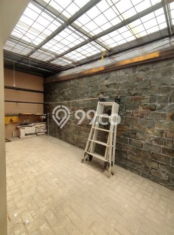 For Sale! Luxury House LT 1500m2 Desain Modern di Setiabudi For Sale! Luxury House LT 1500m2 Desain Modern di Setiabudi