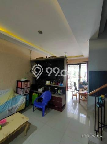Dijual Rumah Modern 4 KT di Green Lake City, Jakarta Barat Dijual Rumah Modern 4 KT di Green Lake City, Jakarta Barat