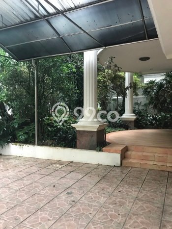 Rumah Mewah Siap Huni LT 600m2 di BSD, Tangerang Selatan Rumah Mewah Siap Huni LT 600m2 di BSD, Tangerang Selatan