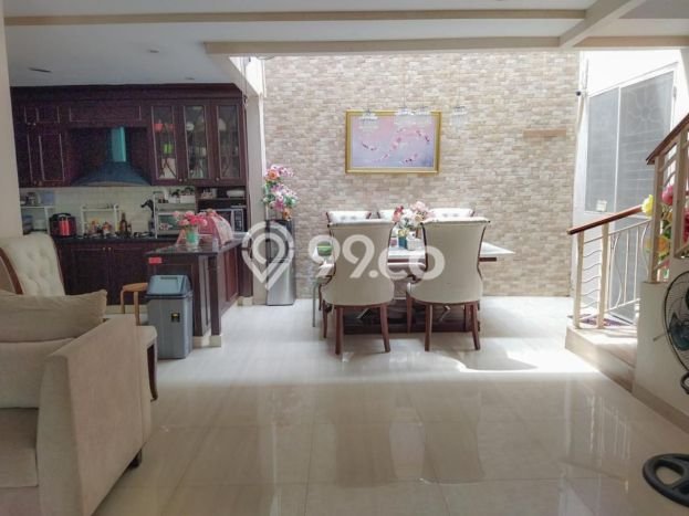 Ready to Use! Luxury House LT 182m2 Desain Modern di Meruya Ready to Use! Luxury House LT 182m2 Desain Modern di Meruya
