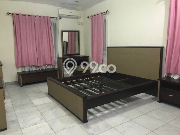 Rumah Mewah Siap Huni LT 600m2 di BSD, Tangerang Selatan Rumah Mewah Siap Huni LT 600m2 di BSD, Tangerang Selatan