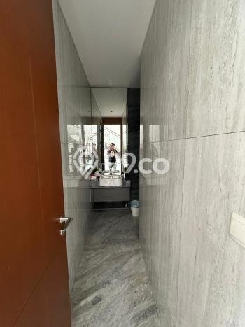 Hunian Mewah Siap Huni LT 545m2 di BSD, Tangerang Selatan Hunian Mewah Siap Huni LT 545m2 di BSD, Tangerang Selatan