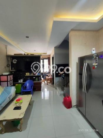Dijual Rumah Modern 4 KT di Green Lake City, Jakarta Barat Dijual Rumah Modern 4 KT di Green Lake City, Jakarta Barat