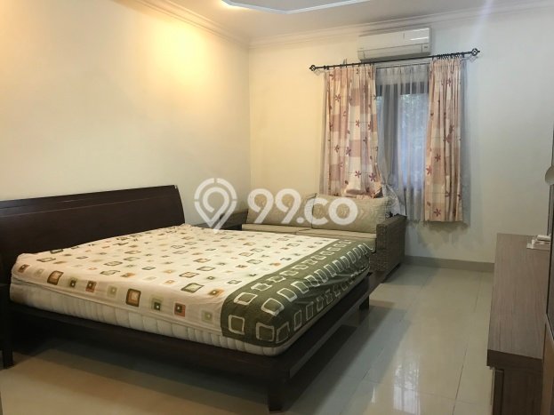 Rumah Mewah Siap Huni LT 600m2 di BSD, Tangerang Selatan Rumah Mewah Siap Huni LT 600m2 di BSD, Tangerang Selatan