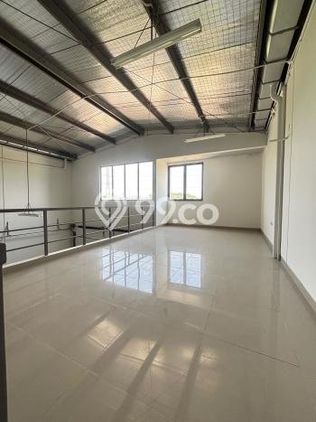 Gudang Disewa di BSD, Tangerang Selatan, LT 180m2 / LB 180m2 Gudang Disewa di BSD, Tangerang Selatan, LT 180m2 / LB 180m2