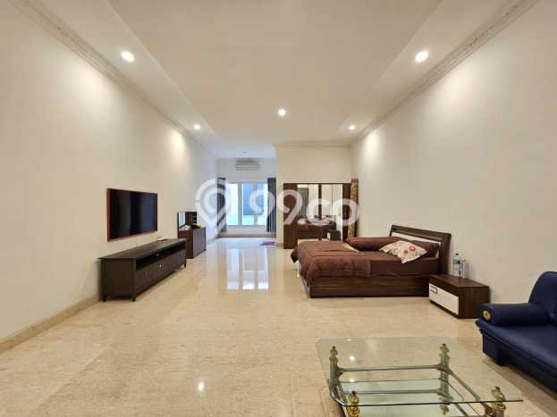 Ready to Use! Luxury House LT 550m2 Desain Elegan di Alam Sutera Ready to Use! Luxury House LT 550m2 Desain Elegan di Alam Sutera