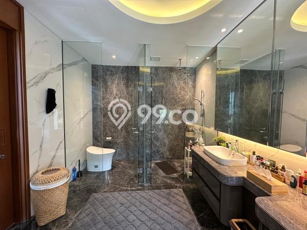 Hunian Mewah Siap Huni LT 545m2 di BSD, Tangerang Selatan Hunian Mewah Siap Huni LT 545m2 di BSD, Tangerang Selatan