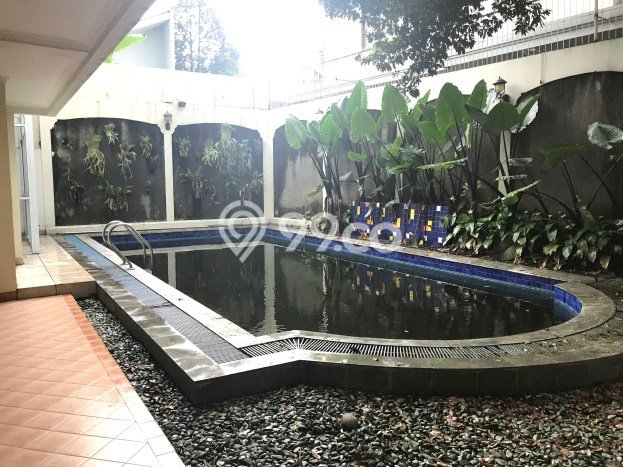 Rumah Mewah Siap Huni LT 600m2 di BSD, Tangerang Selatan Rumah Mewah Siap Huni LT 600m2 di BSD, Tangerang Selatan