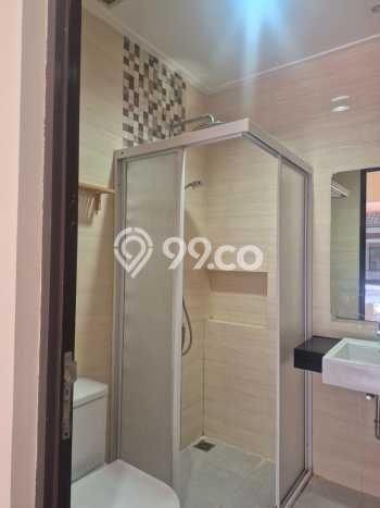 Rumah 2 KT 2 KM Newly Renovated di Lokasi Prestisius Green Lake City, Jakarta Barat Rumah 2 KT 2 KM Newly Renovated di Lokasi Prestisius Green Lake City, Jakarta Barat