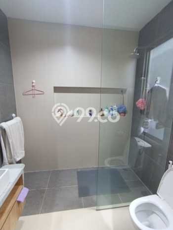 Rumah Elit Modern Tanpa Renovasi di BSD Green Wich Tangerang Rumah Elit Modern Tanpa Renovasi di BSD Green Wich Tangerang