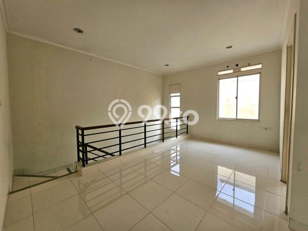 Dijual Rumah Mewah Elegan Dengan View Cantik di Gading Serpong The Spring, Tangerang Dijual Rumah Mewah Elegan Dengan View Cantik di Gading Serpong The Spring, Tangerang