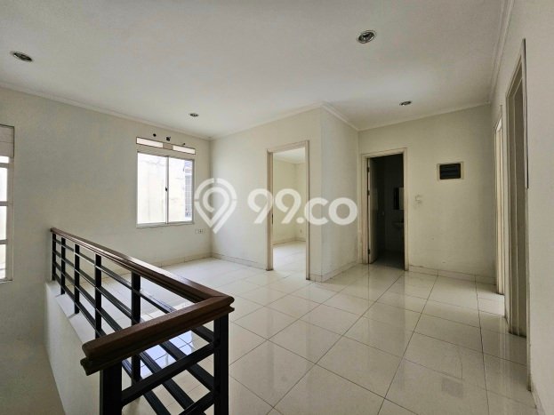 Dijual Rumah Mewah Elegan Dengan View Cantik di Gading Serpong The Spring, Tangerang Dijual Rumah Mewah Elegan Dengan View Cantik di Gading Serpong The Spring, Tangerang