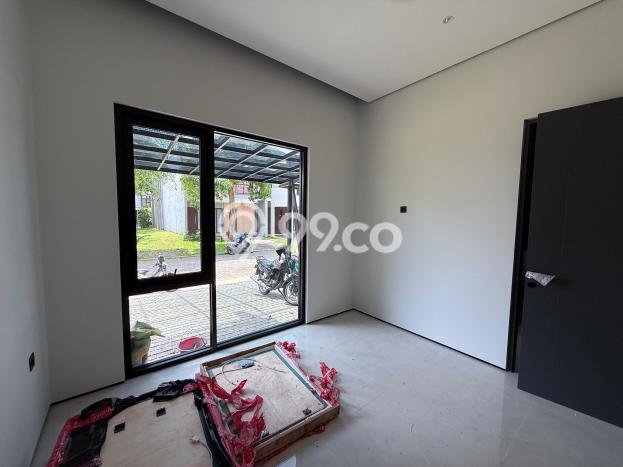 Rumah Luxury Modern Tanpa Renovasi di BSD Eminent Tangerang Rumah Luxury Modern Tanpa Renovasi di BSD Eminent Tangerang