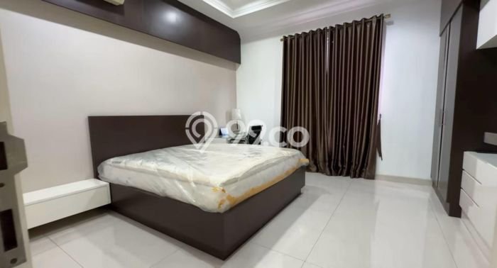 Hunian Mewah LB 400m2 Siap Pakai Desain Elegan di Gading Serpong Pondok Hijau Golf, Tangerang Hunian Mewah LB 400m2 Siap Pakai Desain Elegan di Gading Serpong Pondok Hijau Golf, Tangerang