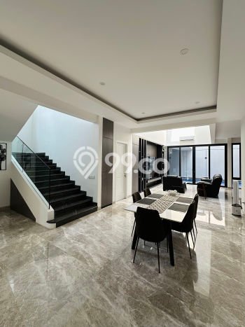 Ready to Use! Premium House LT 392m2 Desain Modern di Alam Sutera Ready to Use! Premium House LT 392m2 Desain Modern di Alam Sutera