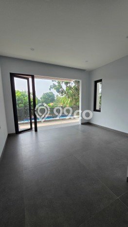 Hunian Mewah LB 700m2 Siap Pakai Desain Elegan di Alam Sutera, Tangerang Hunian Mewah LB 700m2 Siap Pakai Desain Elegan di Alam Sutera, Tangerang