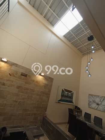 Rumah Elit Modern Tanpa Renovasi di BSD Green Wich Tangerang Rumah Elit Modern Tanpa Renovasi di BSD Green Wich Tangerang
